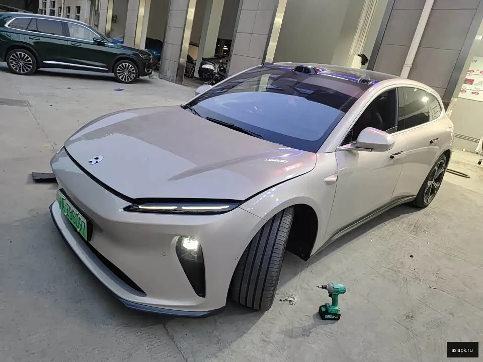 Nio ET5