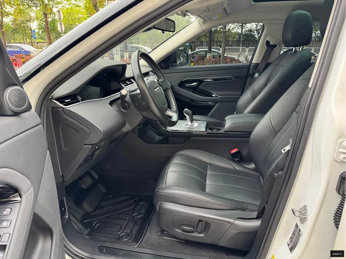 Land Rover Range Rover Evoque 4