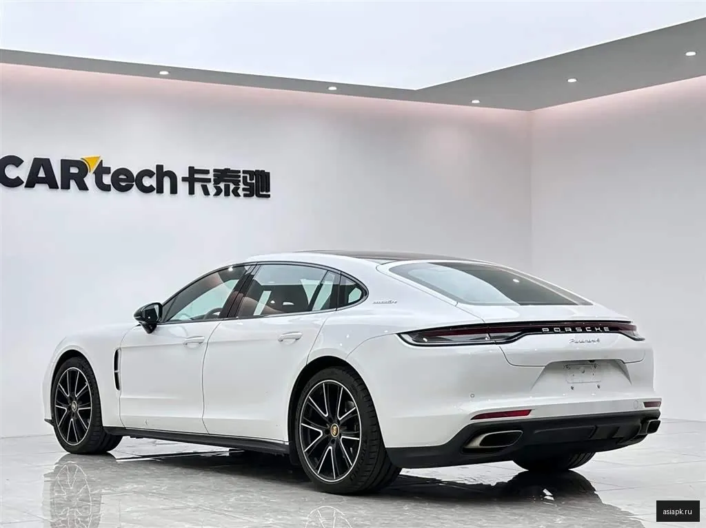 Porsche Panamera 3