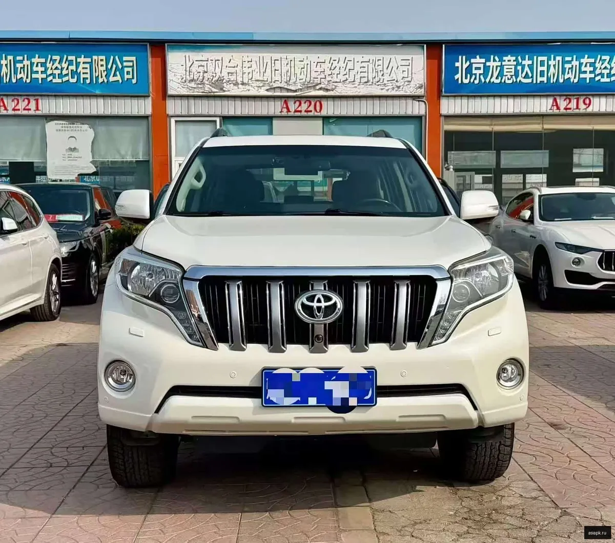 Toyota Land Cruiser Prado 2