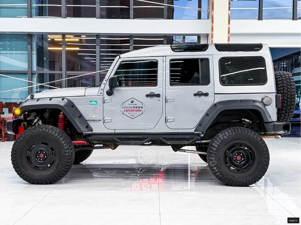 Jeep Wrangler 3