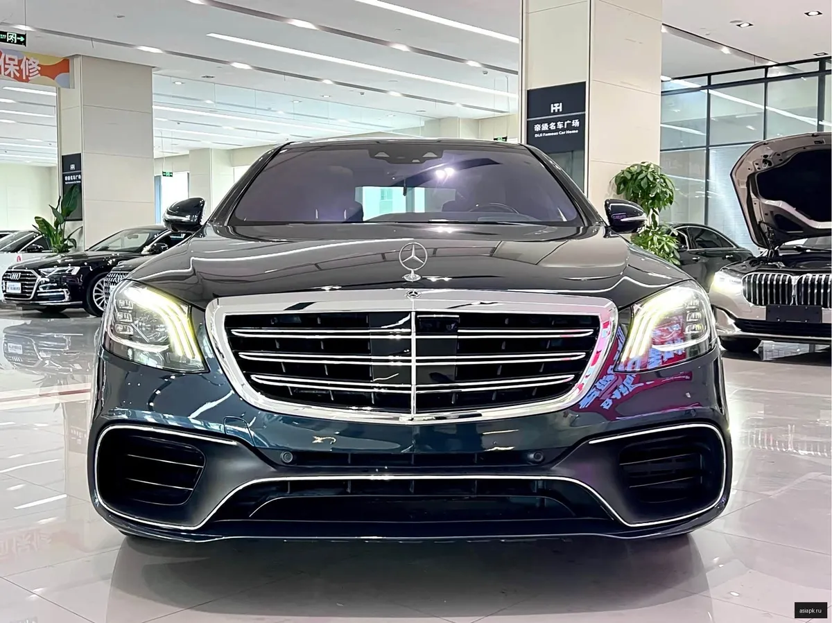 Mercedes-Benz S-Class 2