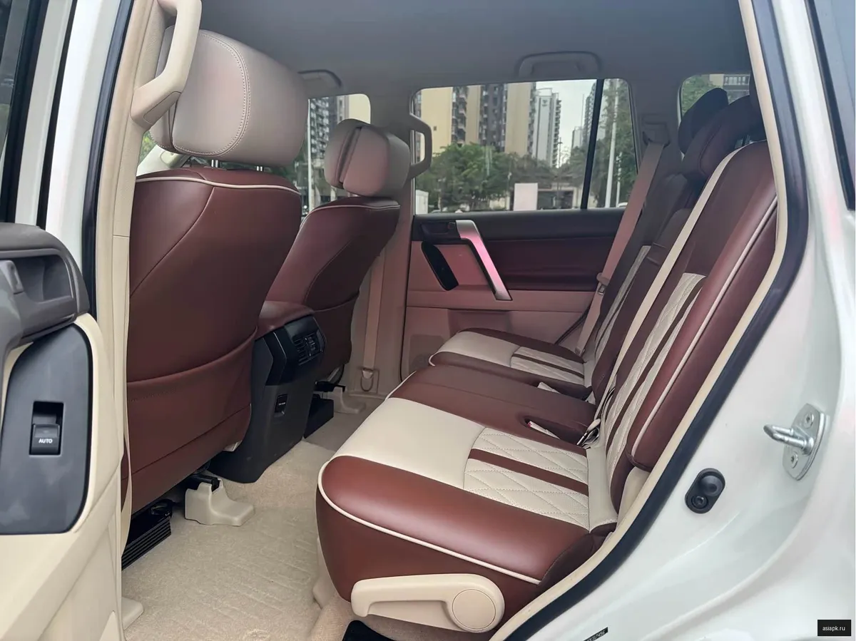 Toyota Land Cruiser Prado 4