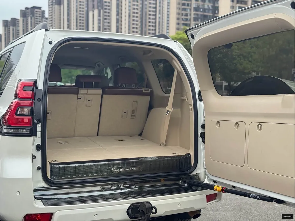 Toyota Land Cruiser Prado 5