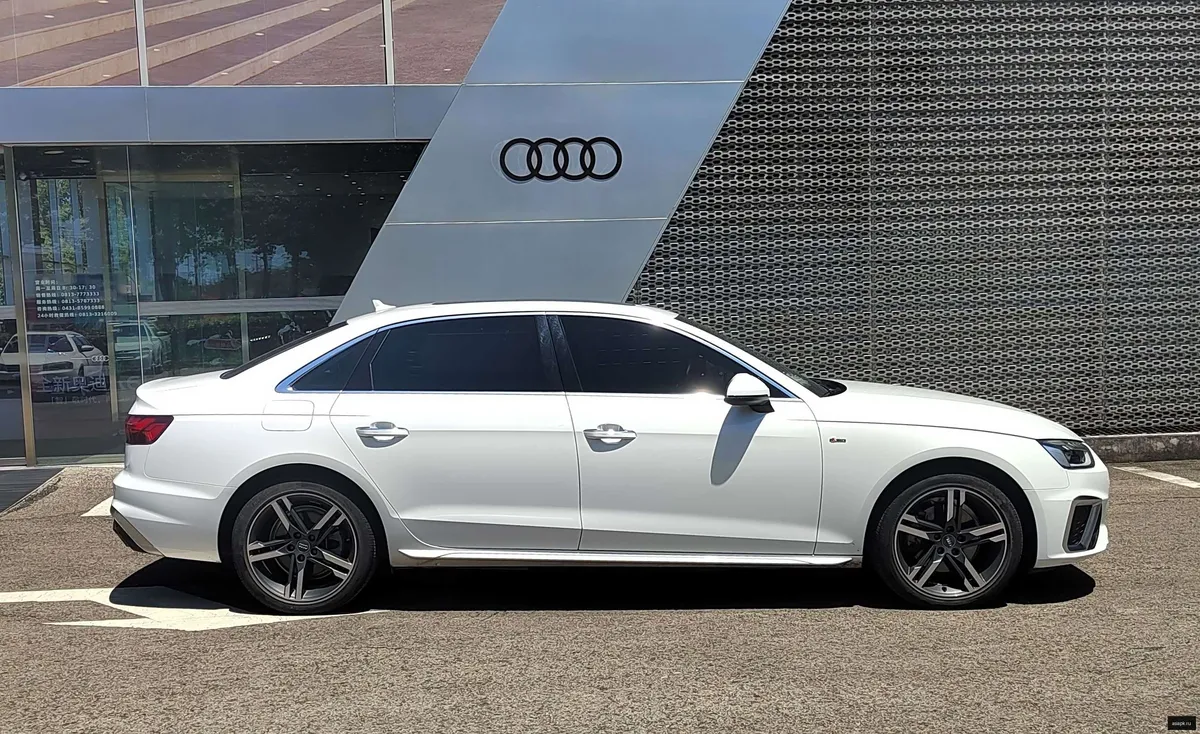 Audi A4 2