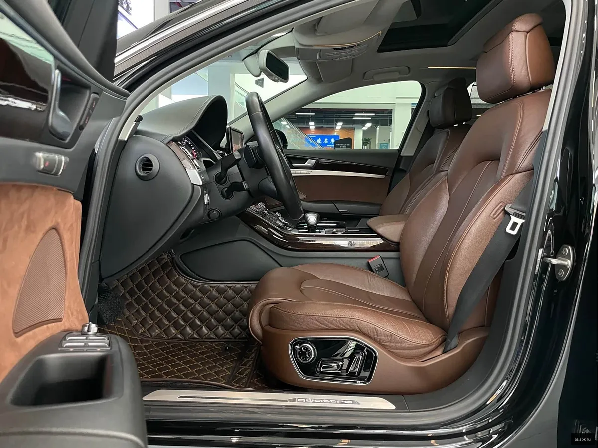 Audi A8 6