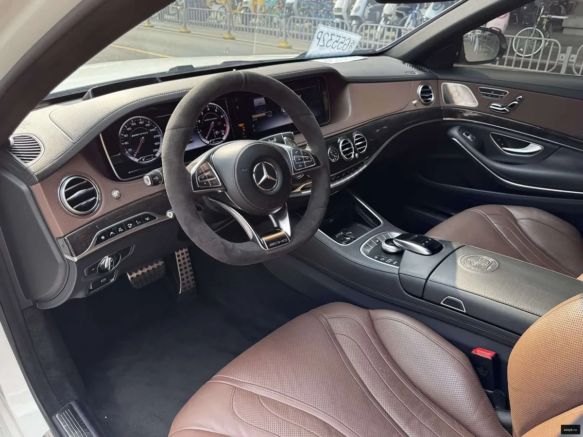 Mercedes-Benz S-Class 6