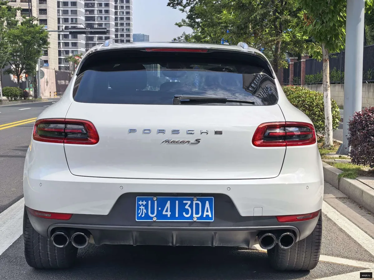 Porsche Macan 5