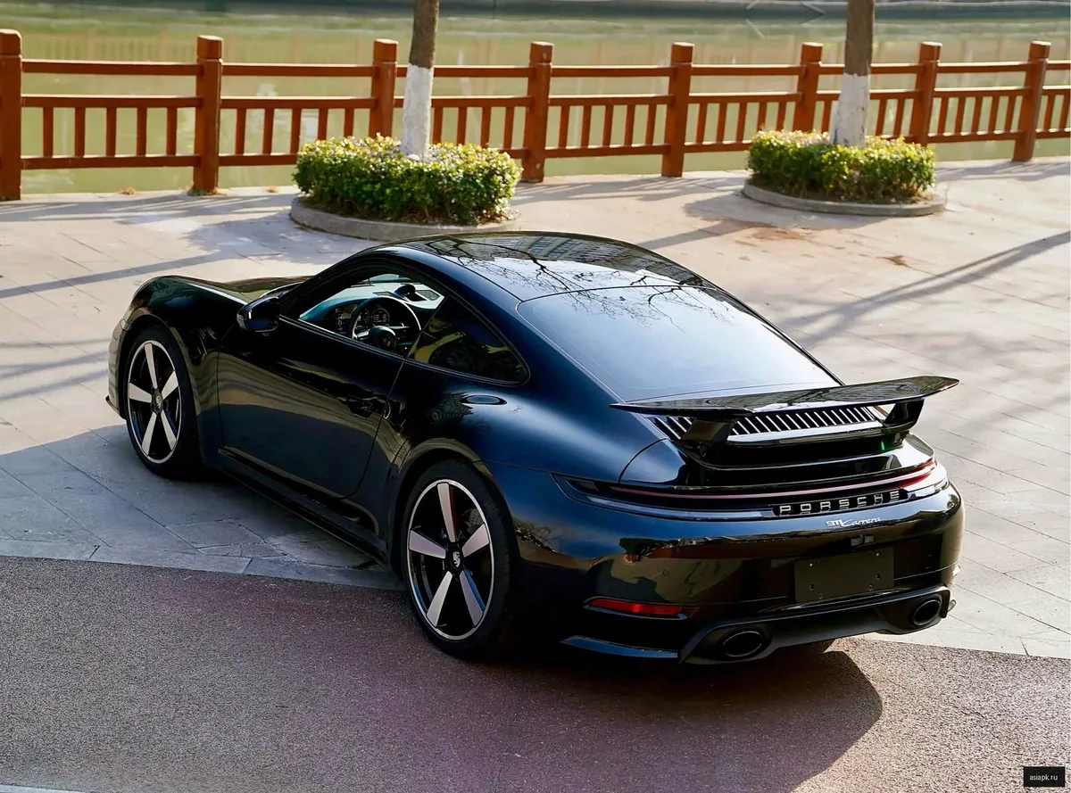Porsche 911 5