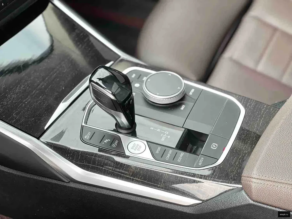BMW 3-Series 4