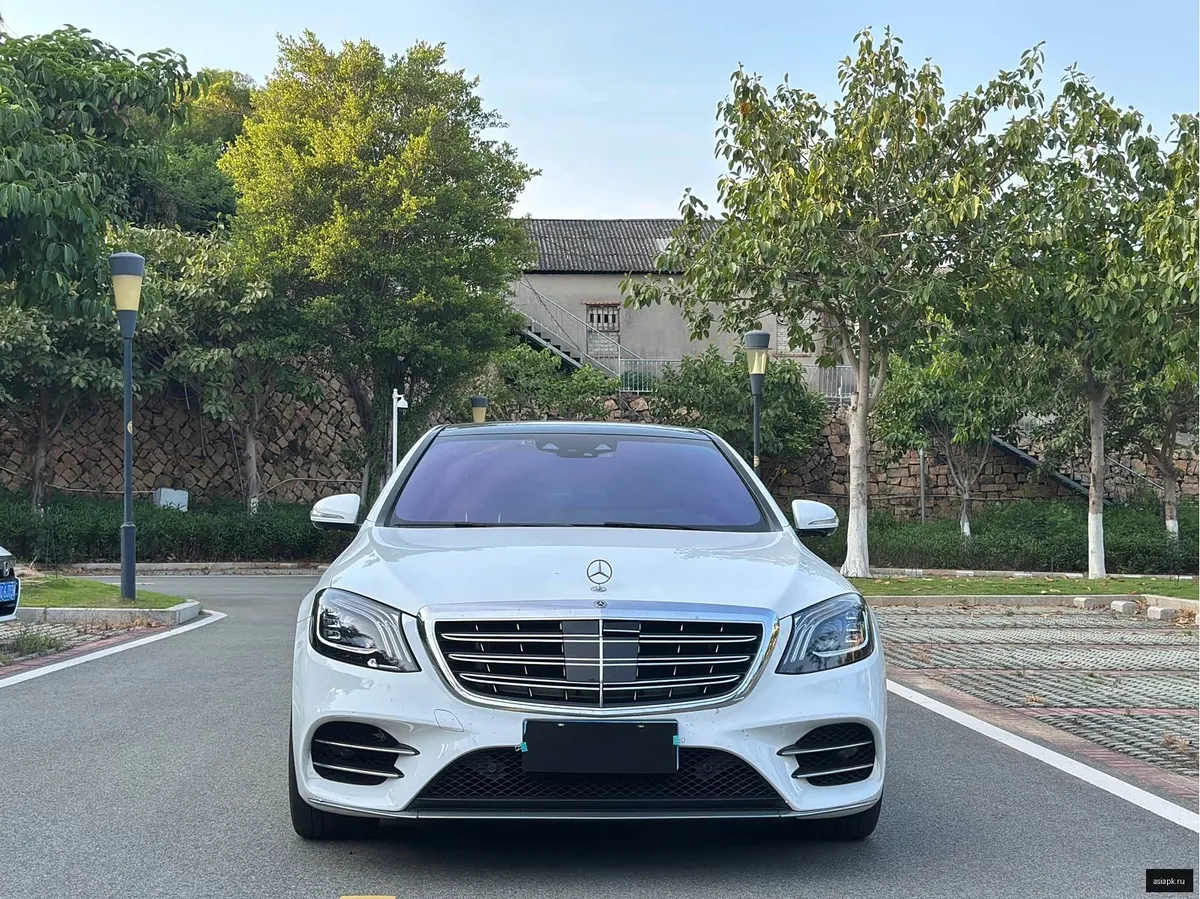 Mercedes-Benz S-Class 2