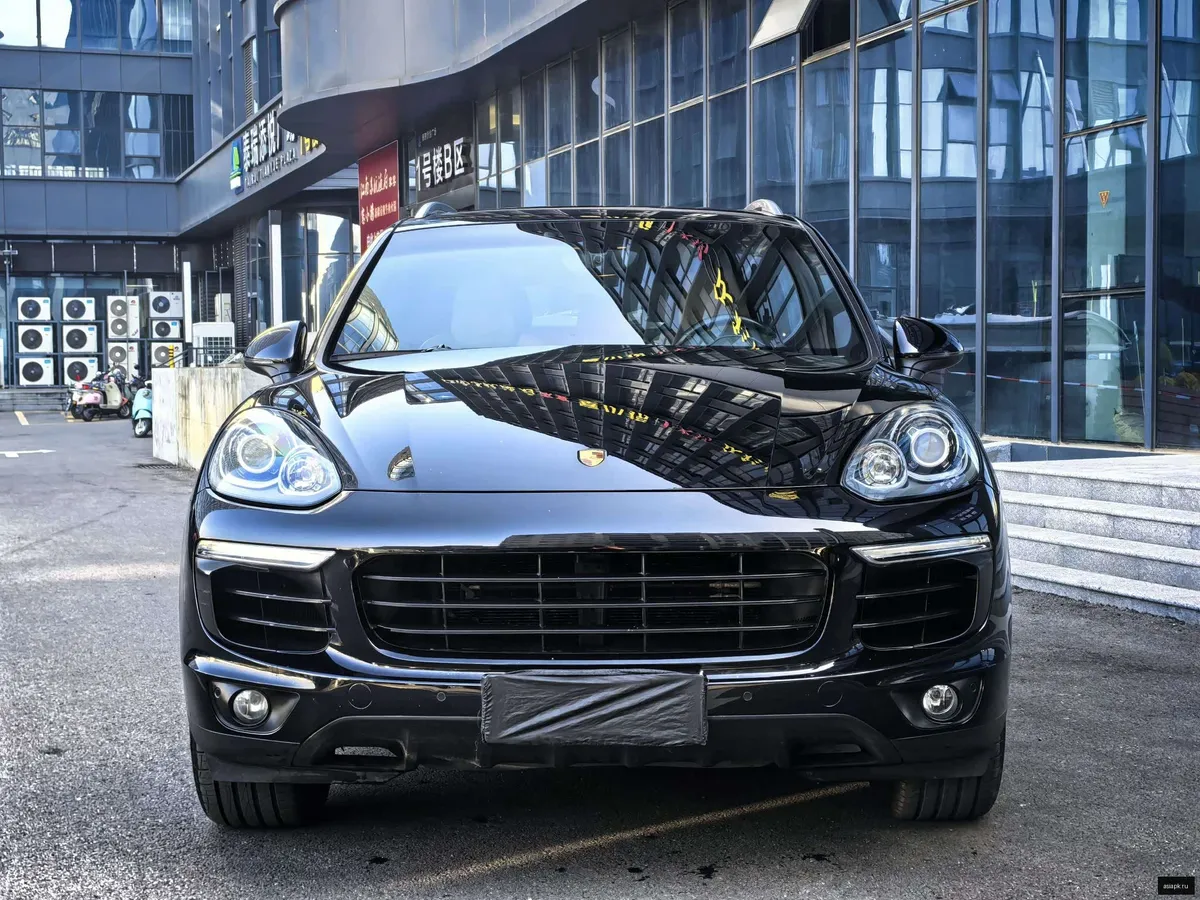 Porsche Cayenne 2