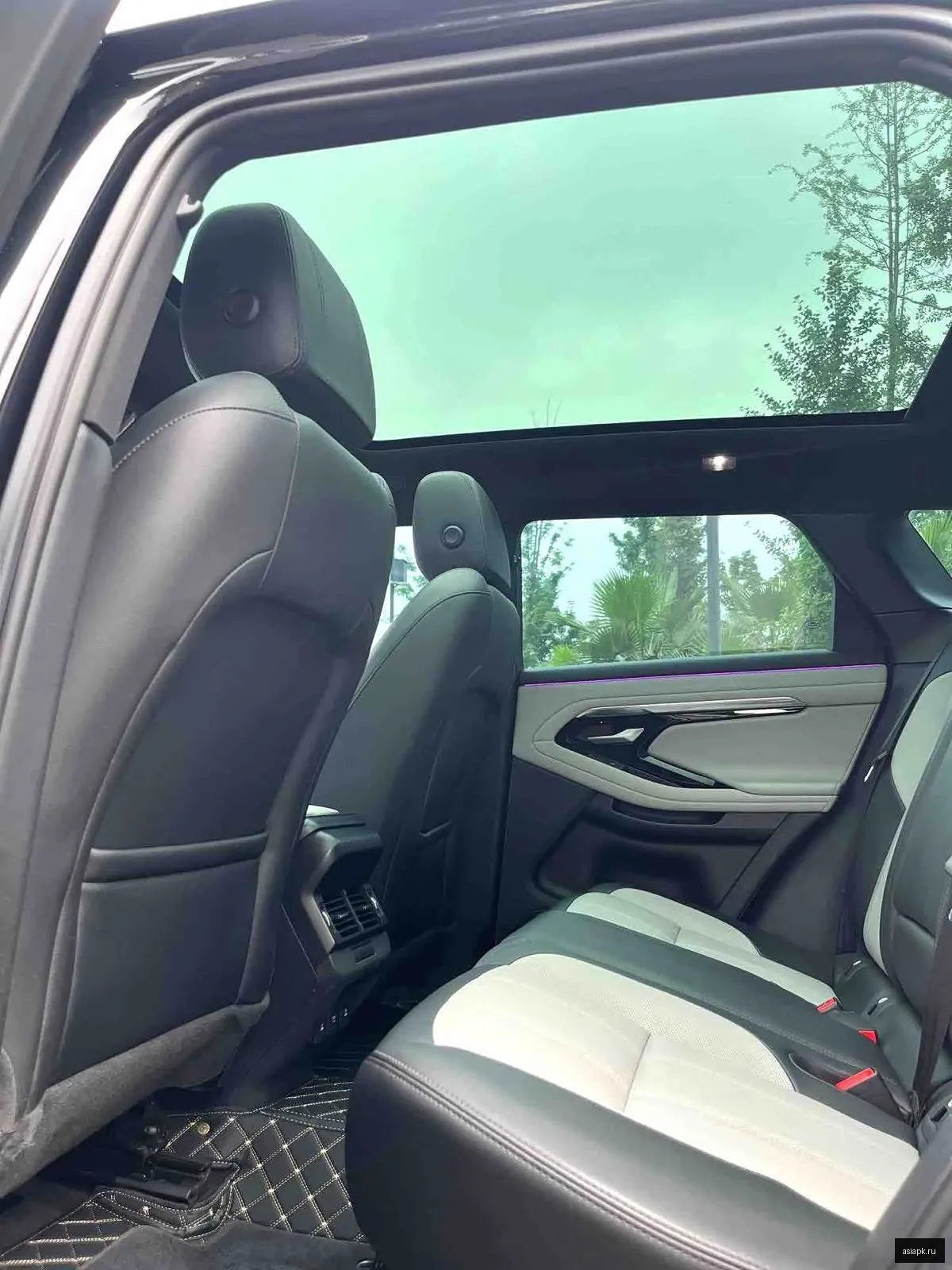Land Rover Range Rover Evoque 5