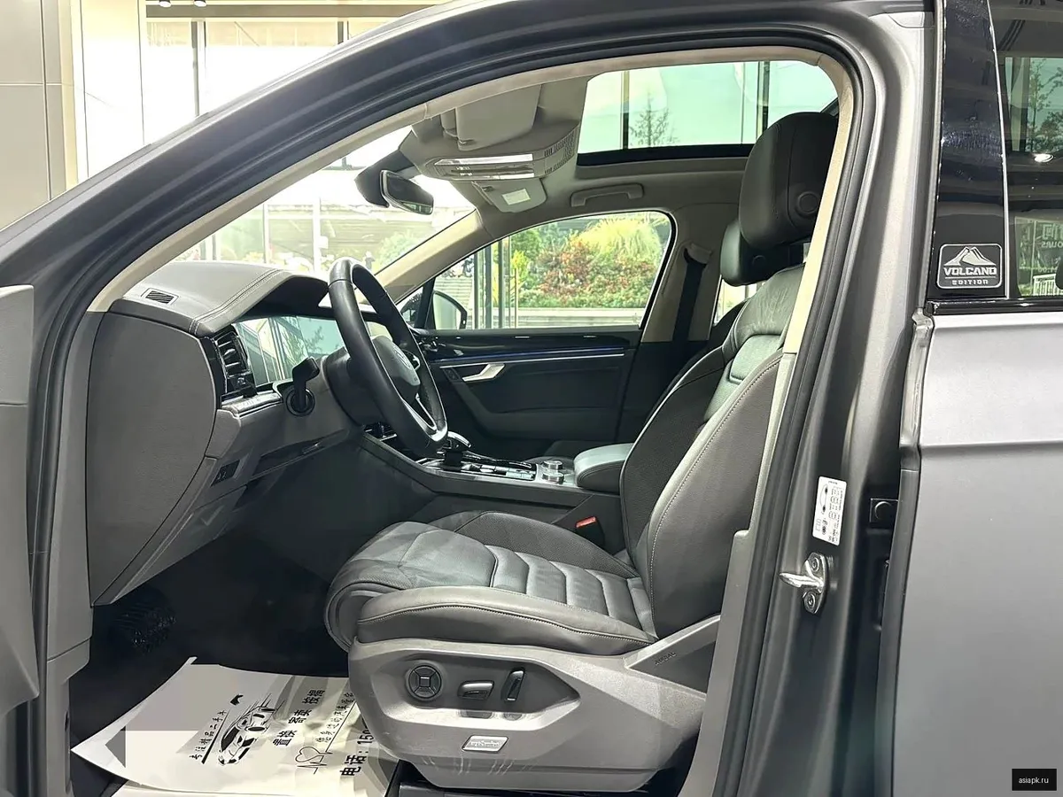 Volkswagen Touareg 5