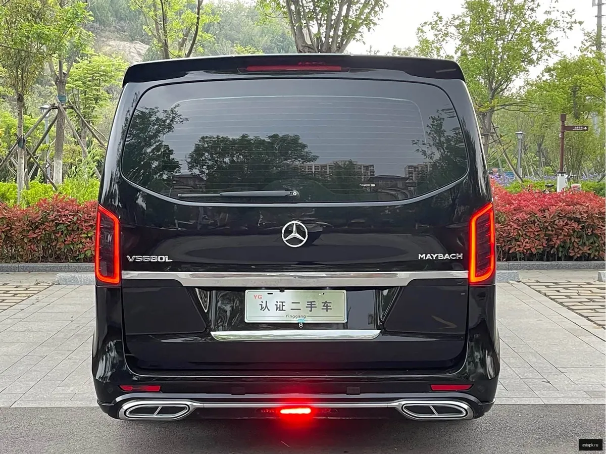 Mercedes-Benz Vito 4