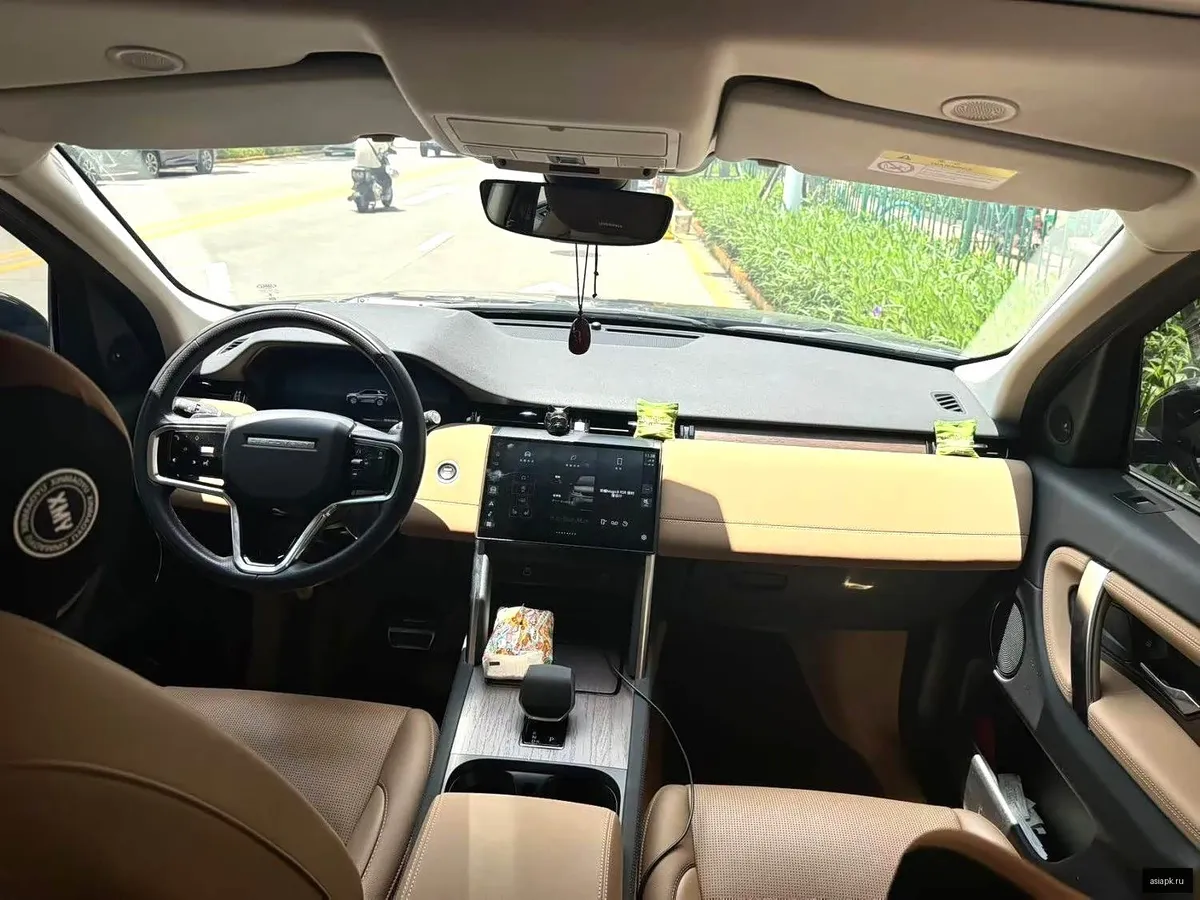 Land Rover Discovery Sport 3