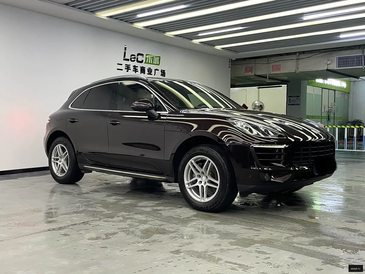 Porsche Macan 3
