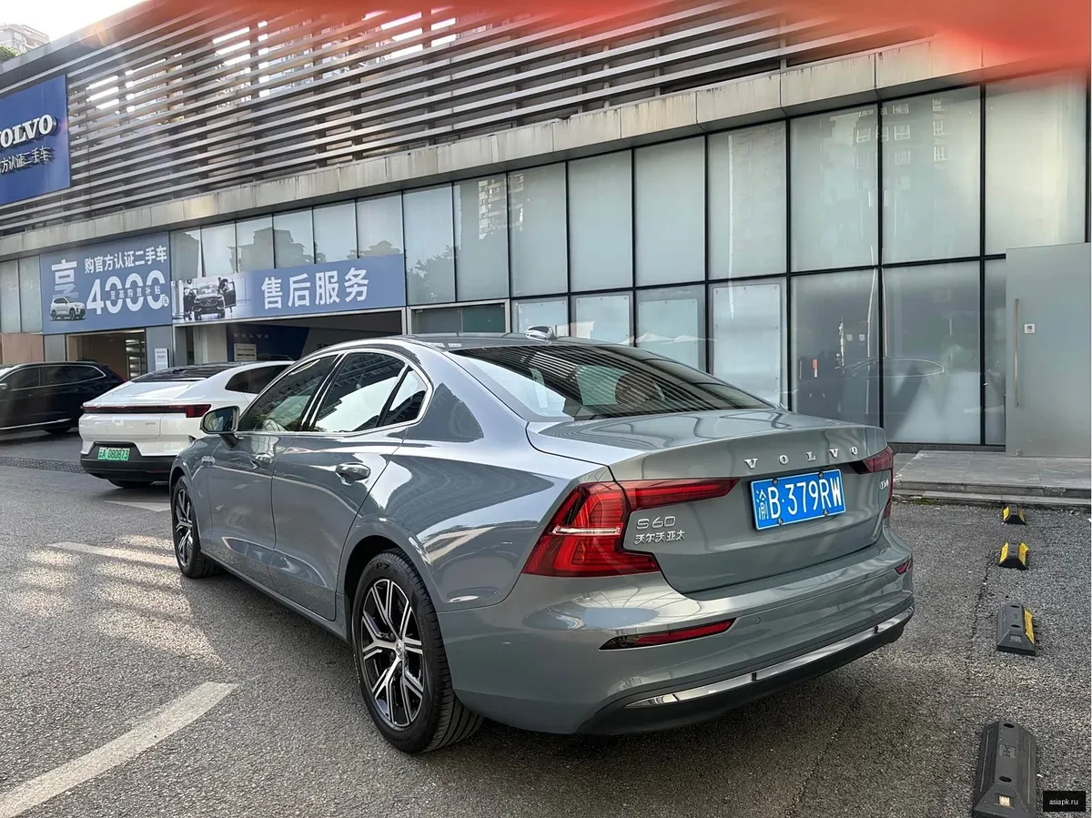 Volvo S60 6