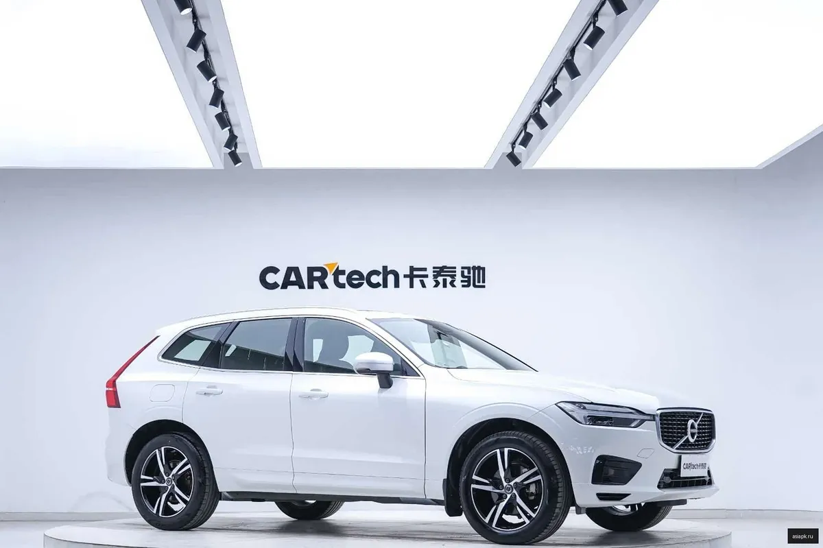 Volvo XC60 6