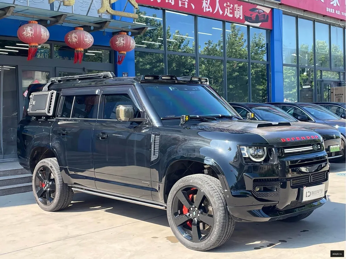 Land Rover Defender 3