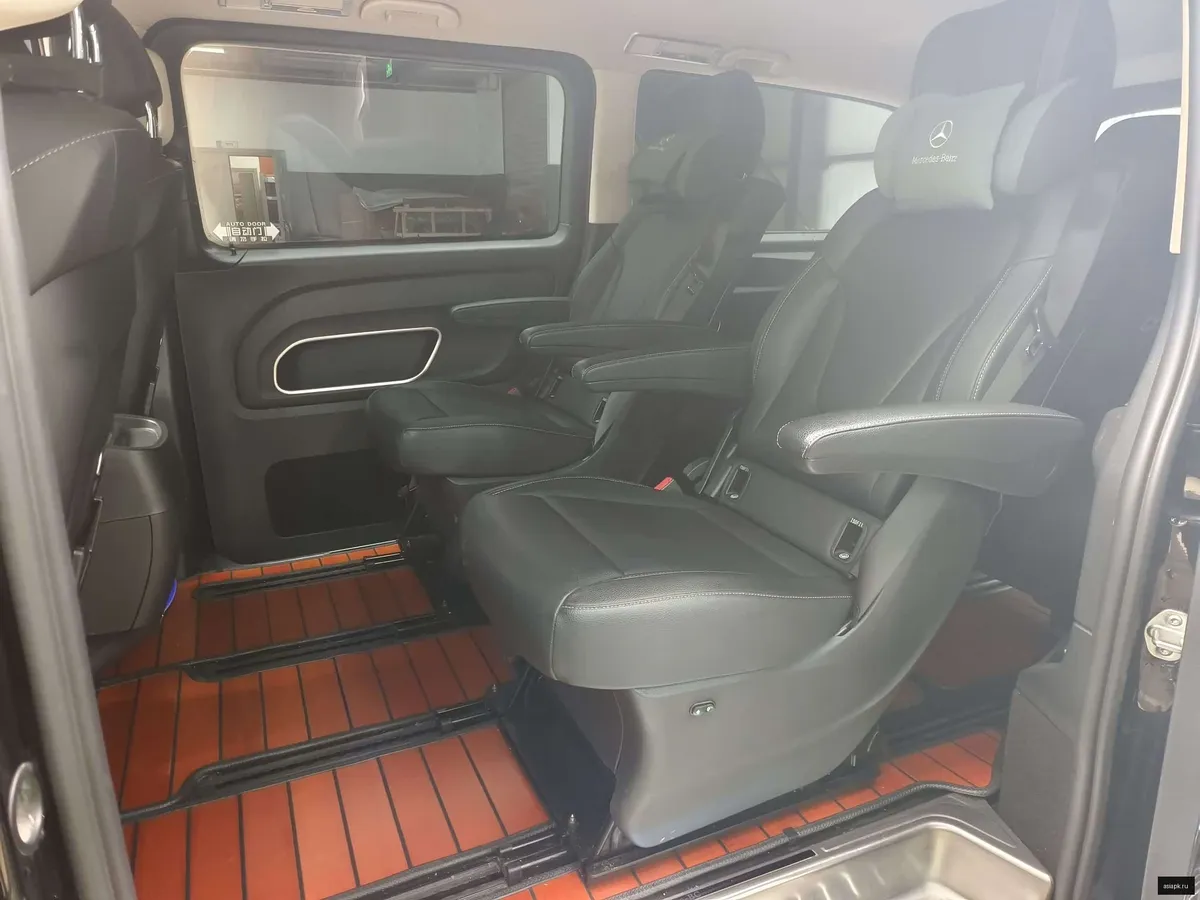 Mercedes-Benz Vito 5