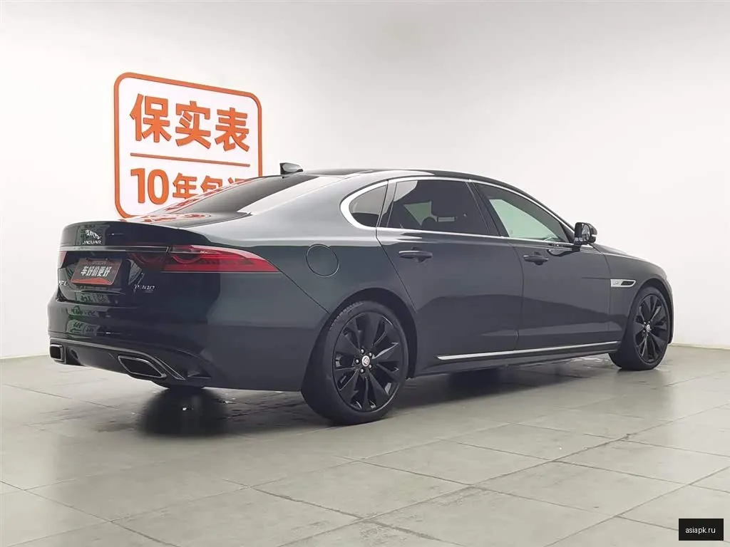Jaguar XF 2