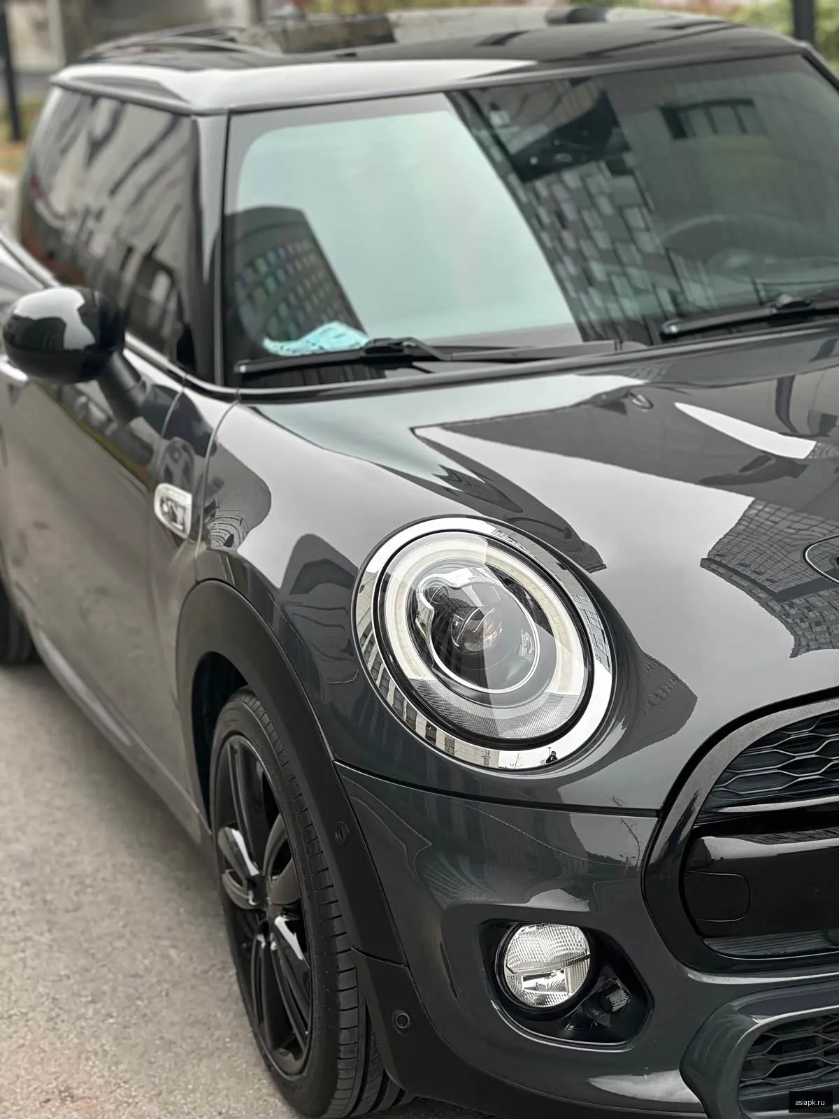 MINI Hatch 5