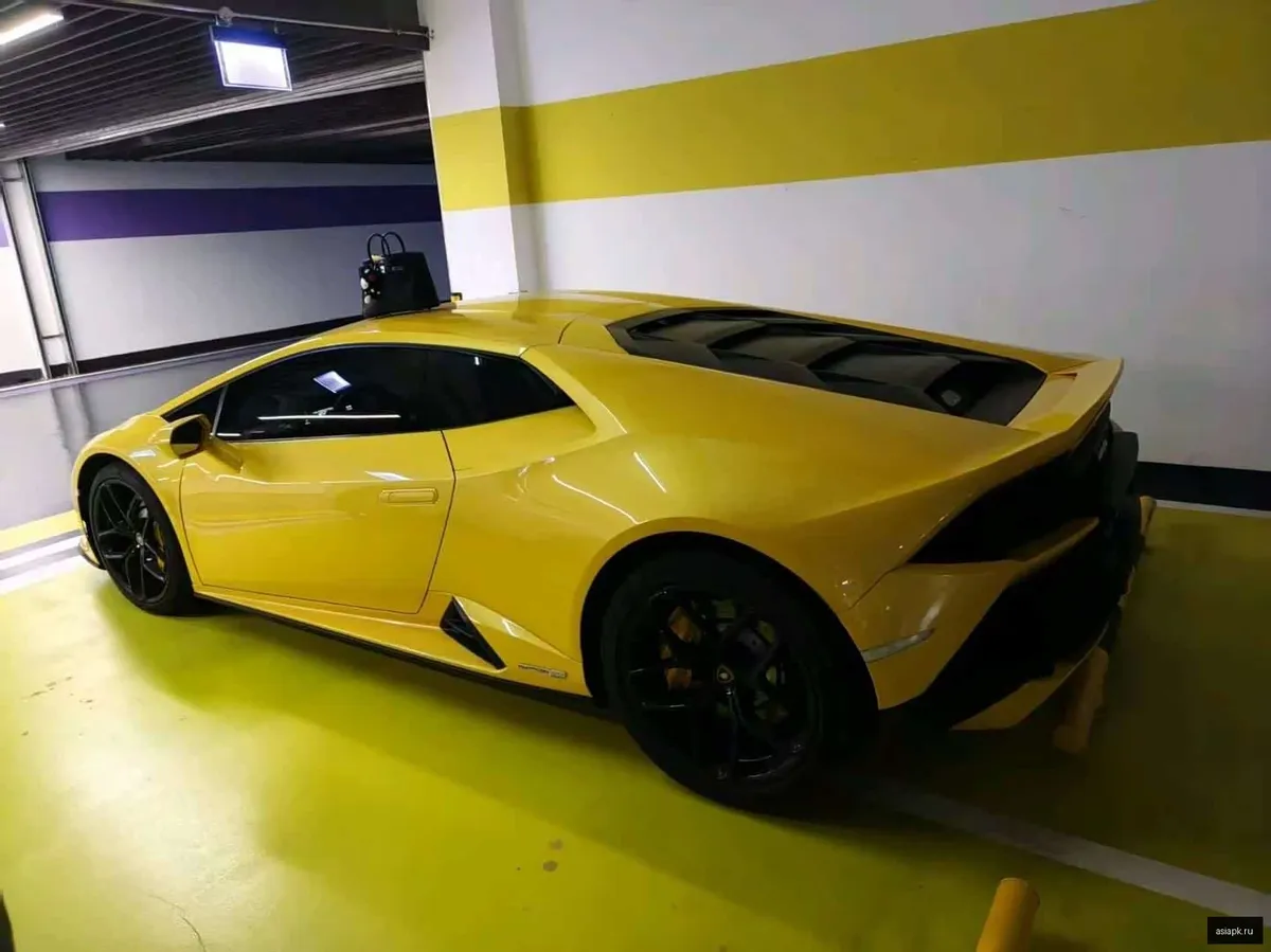 Lamborghini Huracan 2