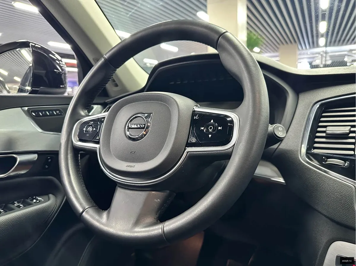 Volvo XC90 5