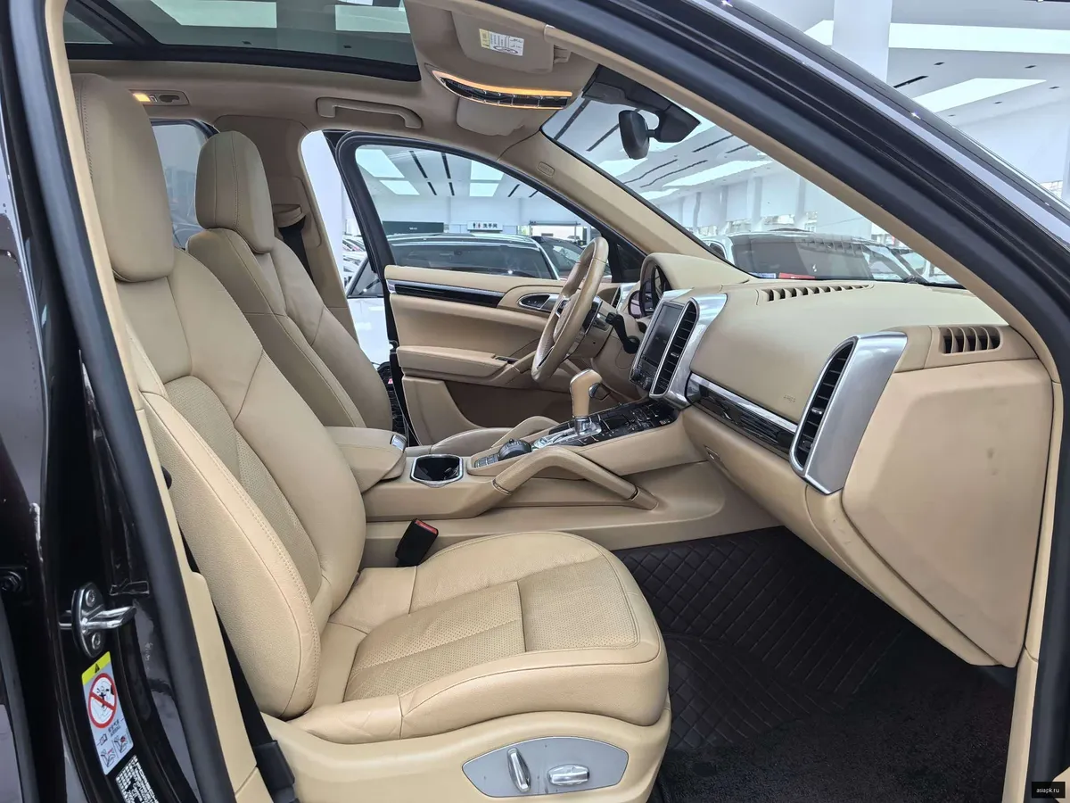Porsche Cayenne 6