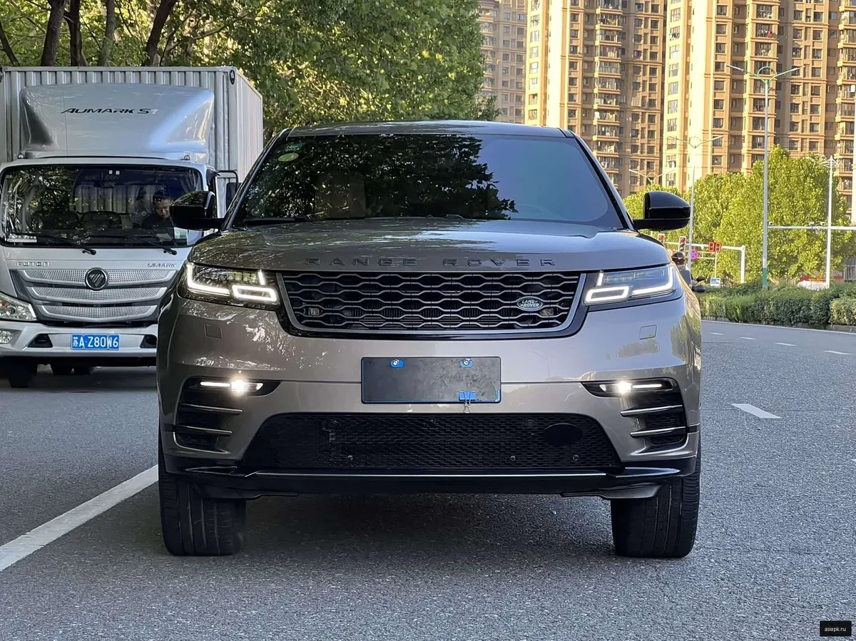 Land Rover Range Rover Velar 2