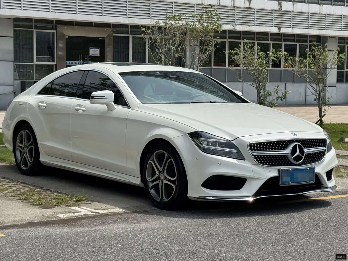 Mercedes-Benz CLS-Class 6