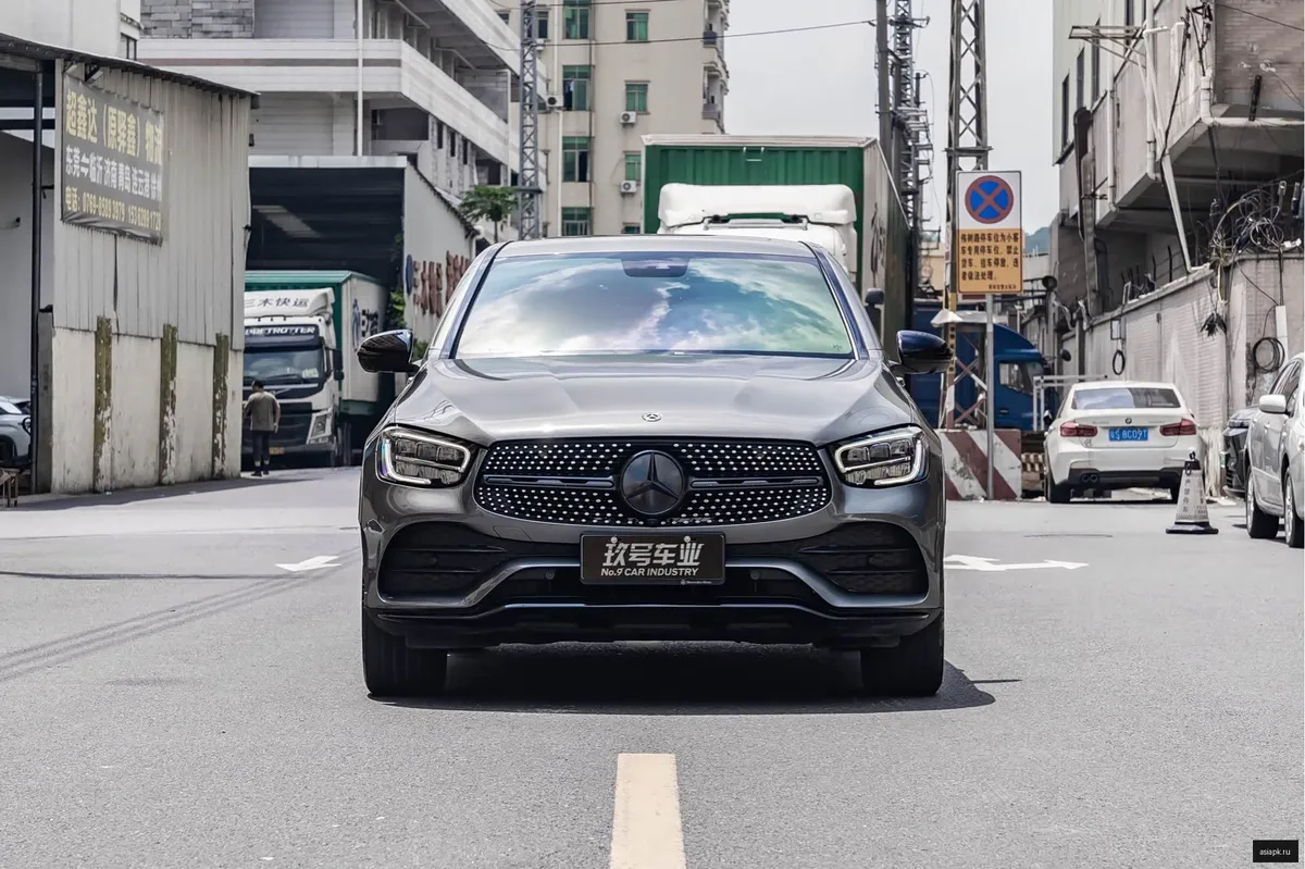 Mercedes-Benz GLC Coupe 2
