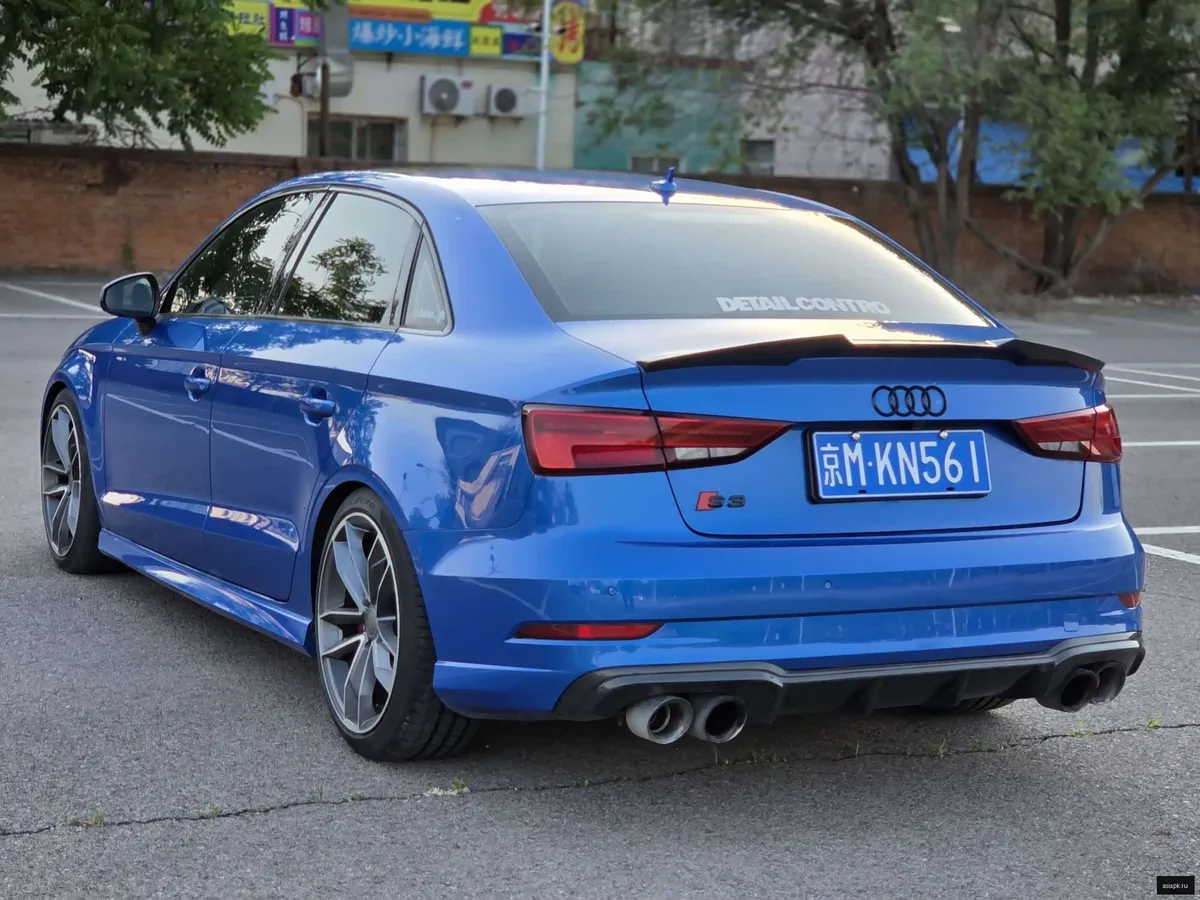 Audi S3 4