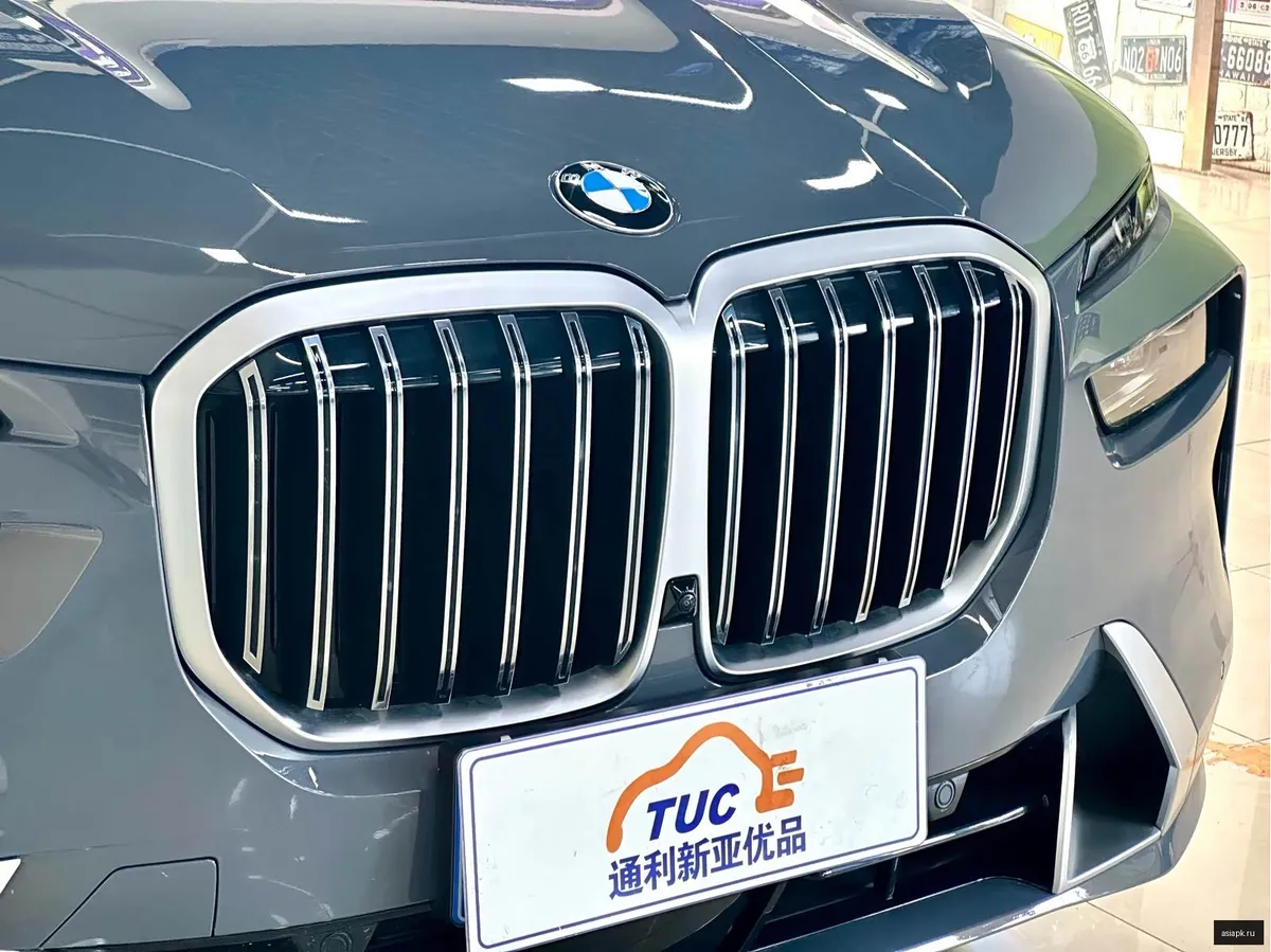 BMW X7 4