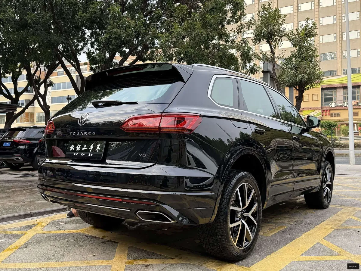 Volkswagen Touareg 4