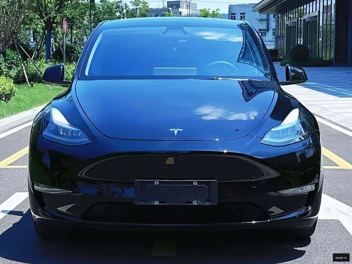 tesla Model Y 2