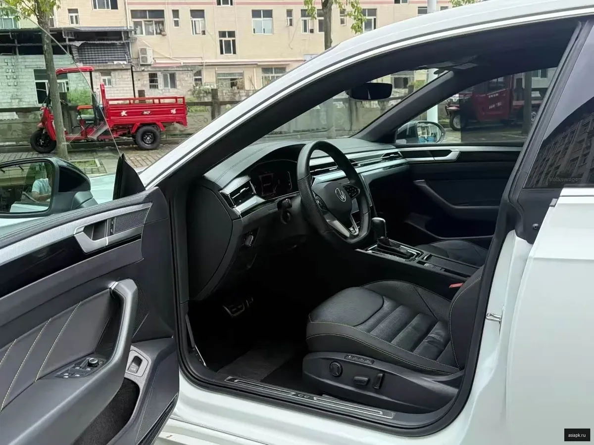 Volkswagen Passat CC 4