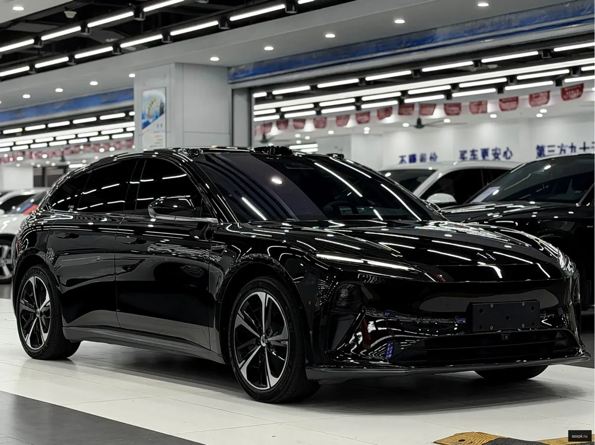Nio ET5 3