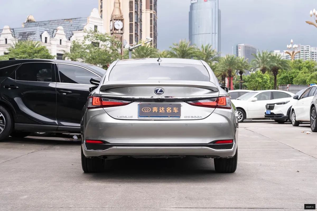 Lexus ES250 5
