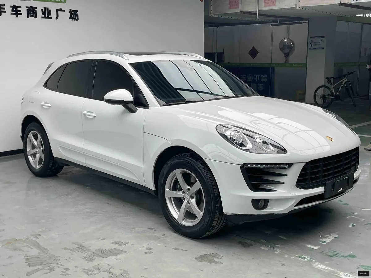 Porsche Macan 3