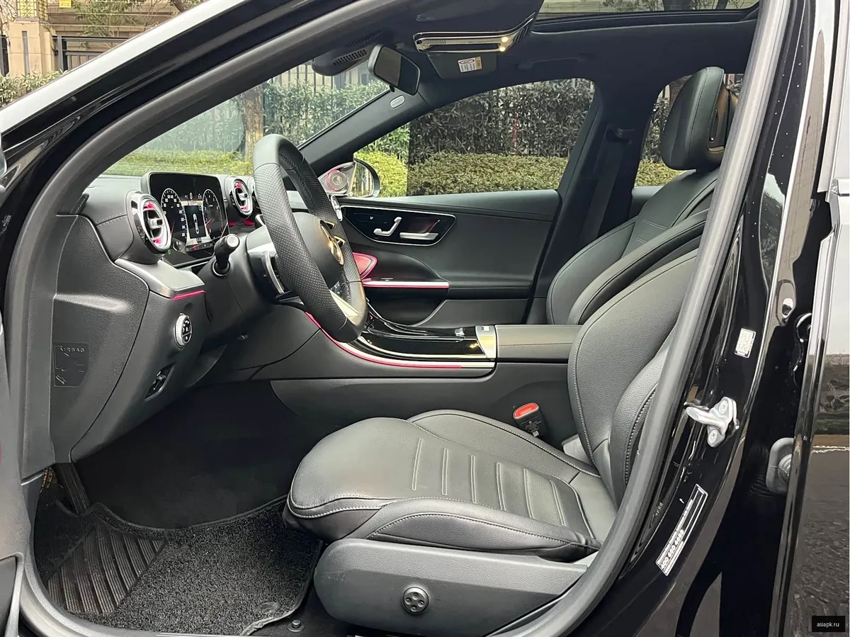 Mercedes-Benz C-Class 5