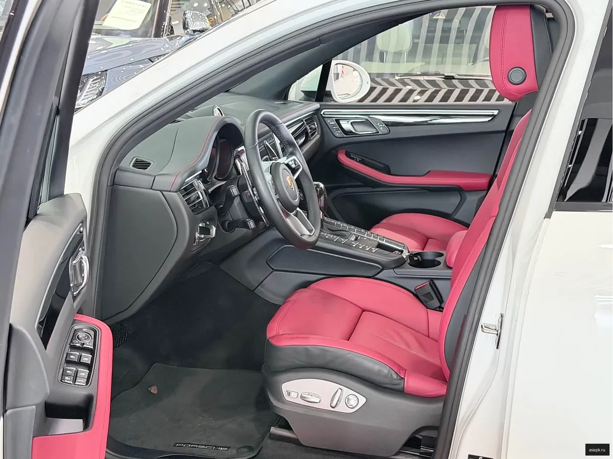 Porsche Macan 6