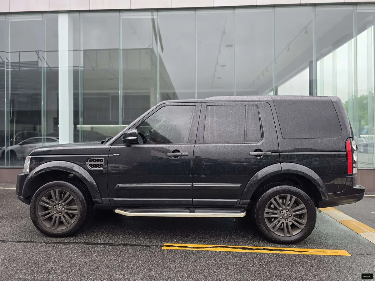 Land Rover Discovery 4