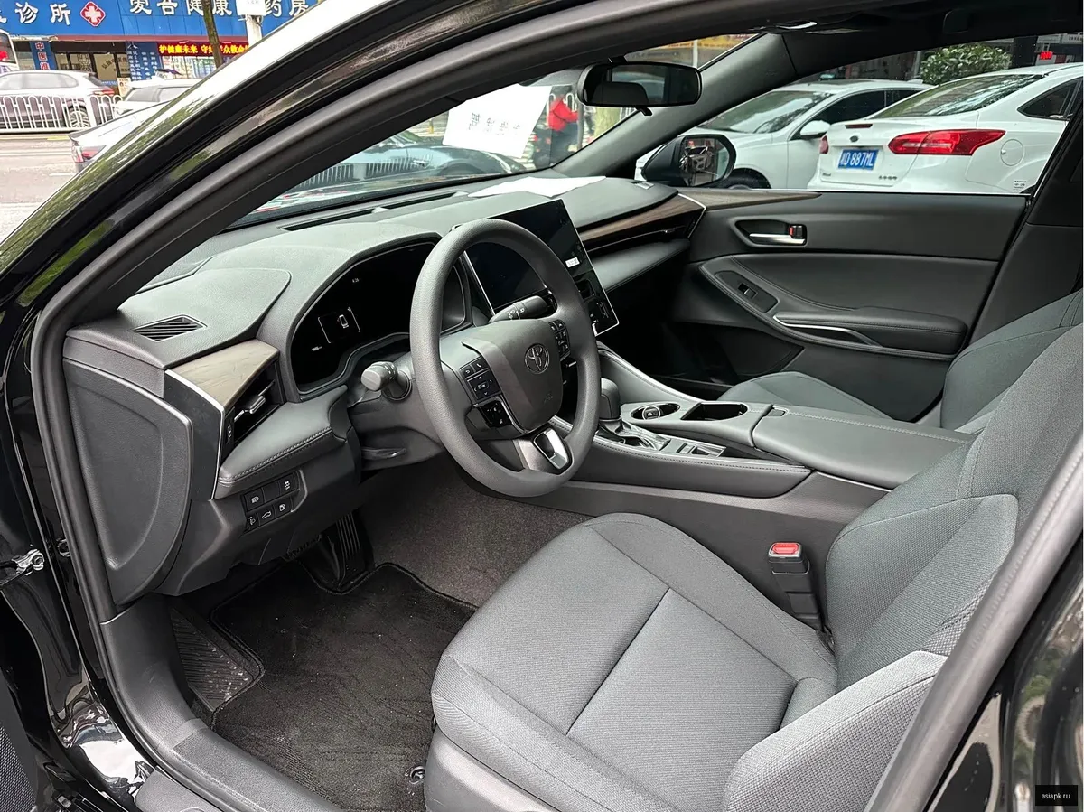 Toyota Avalon 4