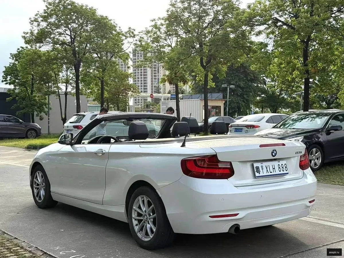 BMW 2-Series 4