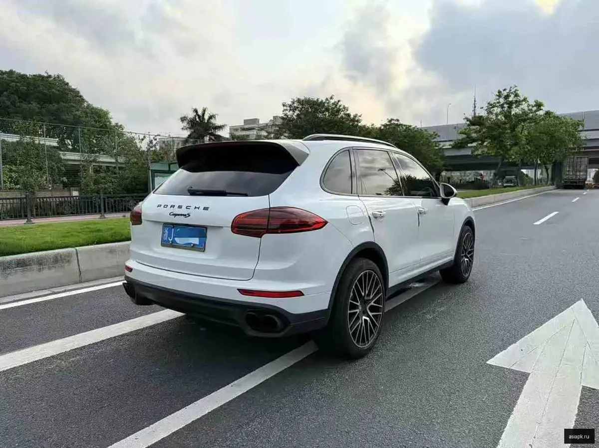 Porsche Cayenne 3