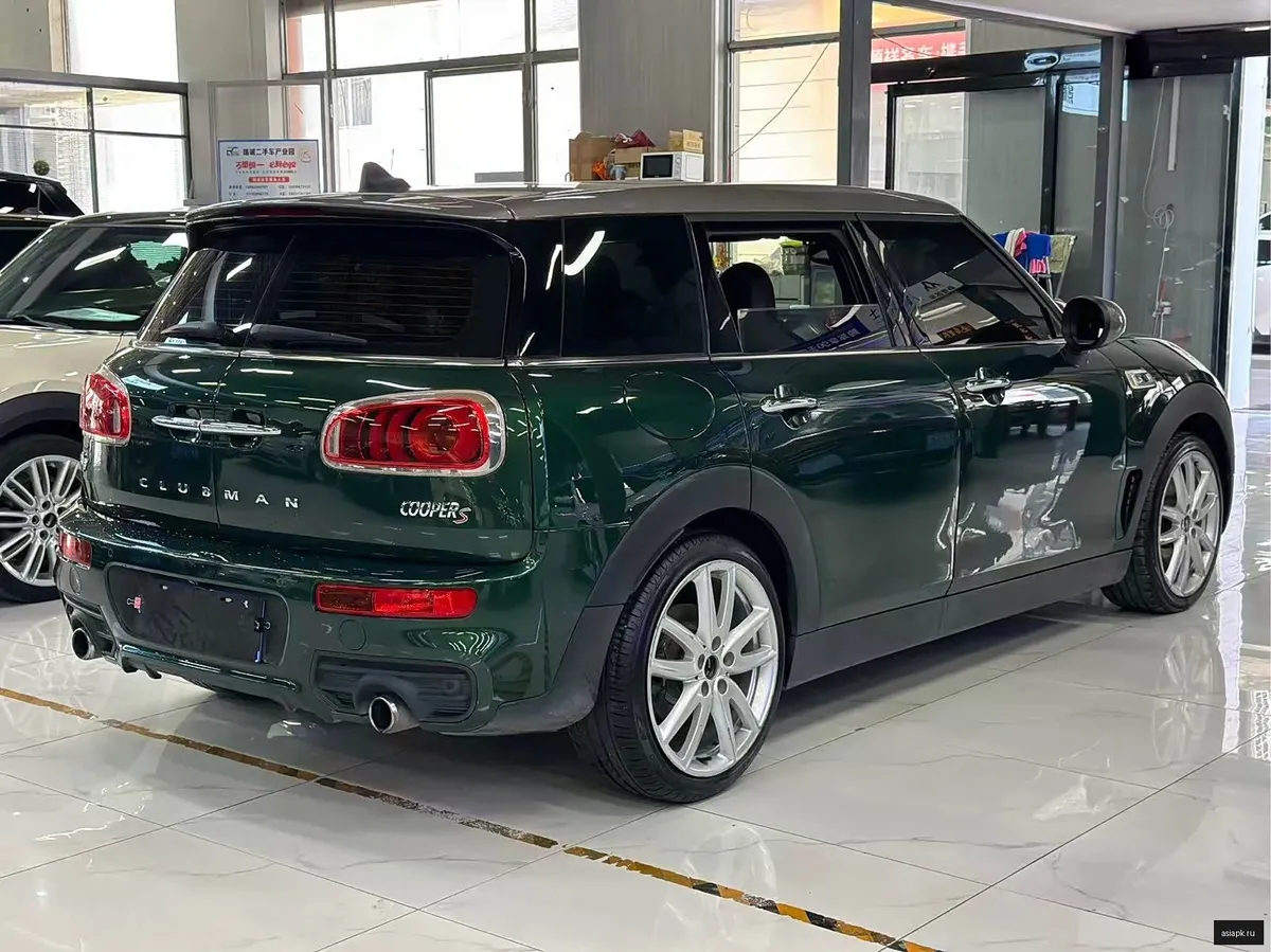 MINI Hatch 5