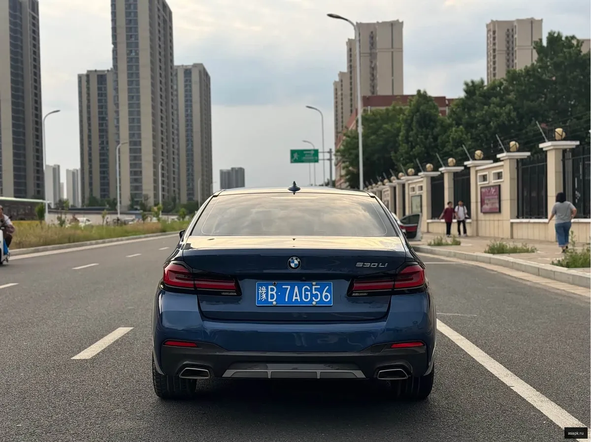 BMW 5-Series 5