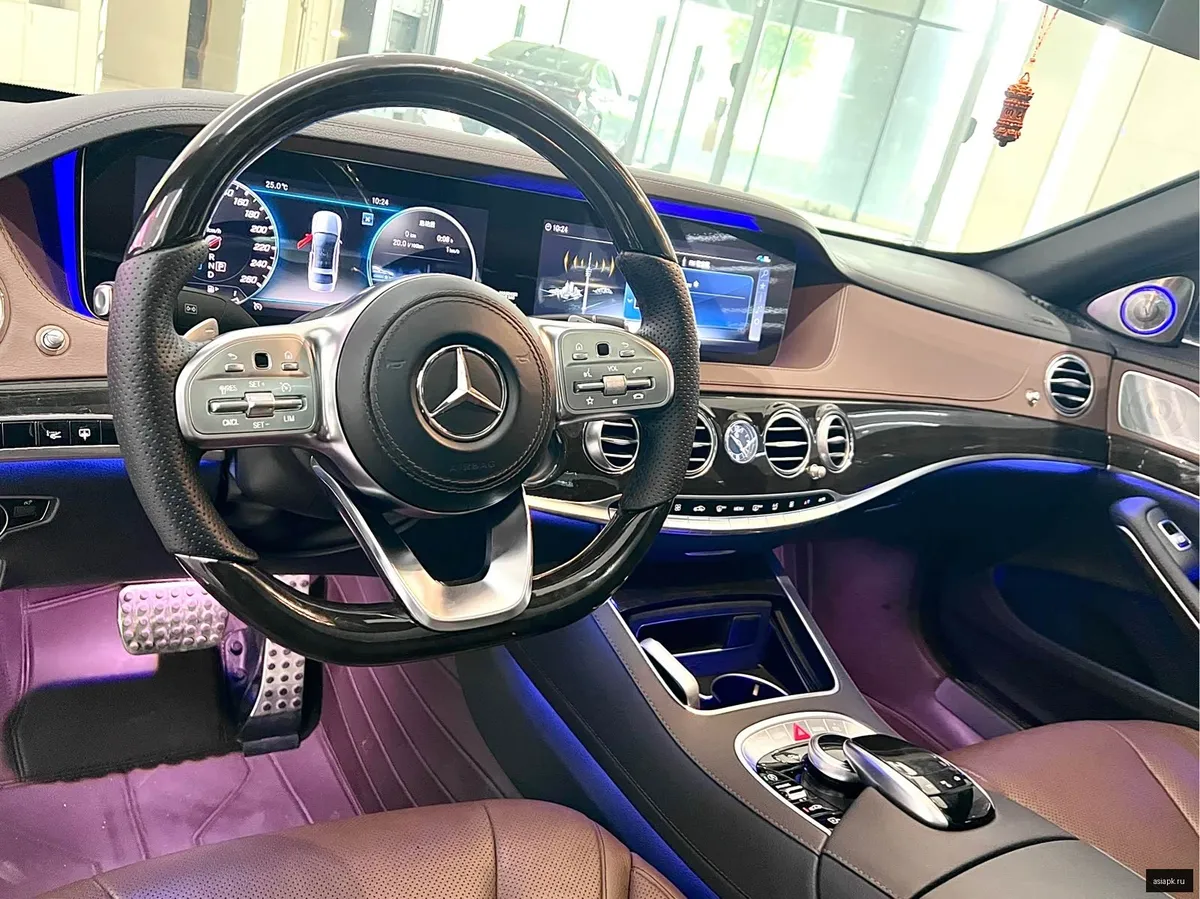 Mercedes-Benz S-Class 5
